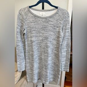 Lou & Grey Heathered Gray Long Sleeve Dress